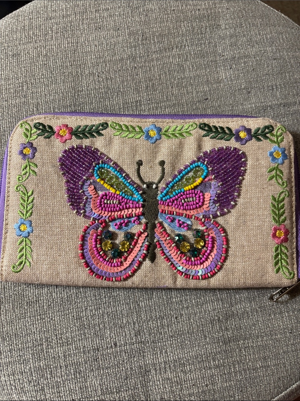 Wallet clutch 🦋